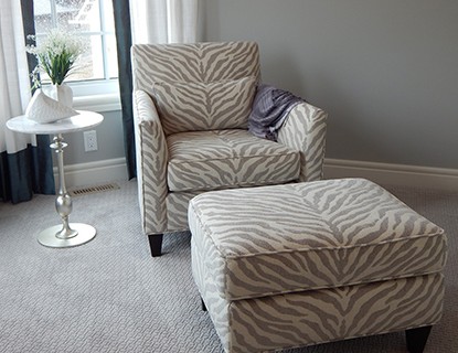 Cómo eliminar las manchas de tinte de pelo del sillón