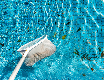 Limpia tu piscina y prepárala para el verano